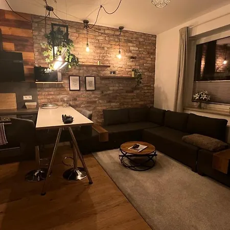 Sanierte Mit Balkon Im Hochparterre Apartamento Hanóver